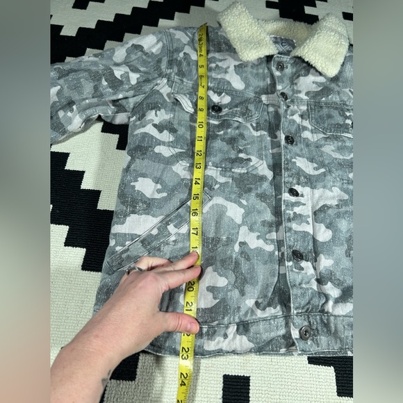 COLD CULTURE, camo, faux shearling jacket!! - Picture 7 of 13